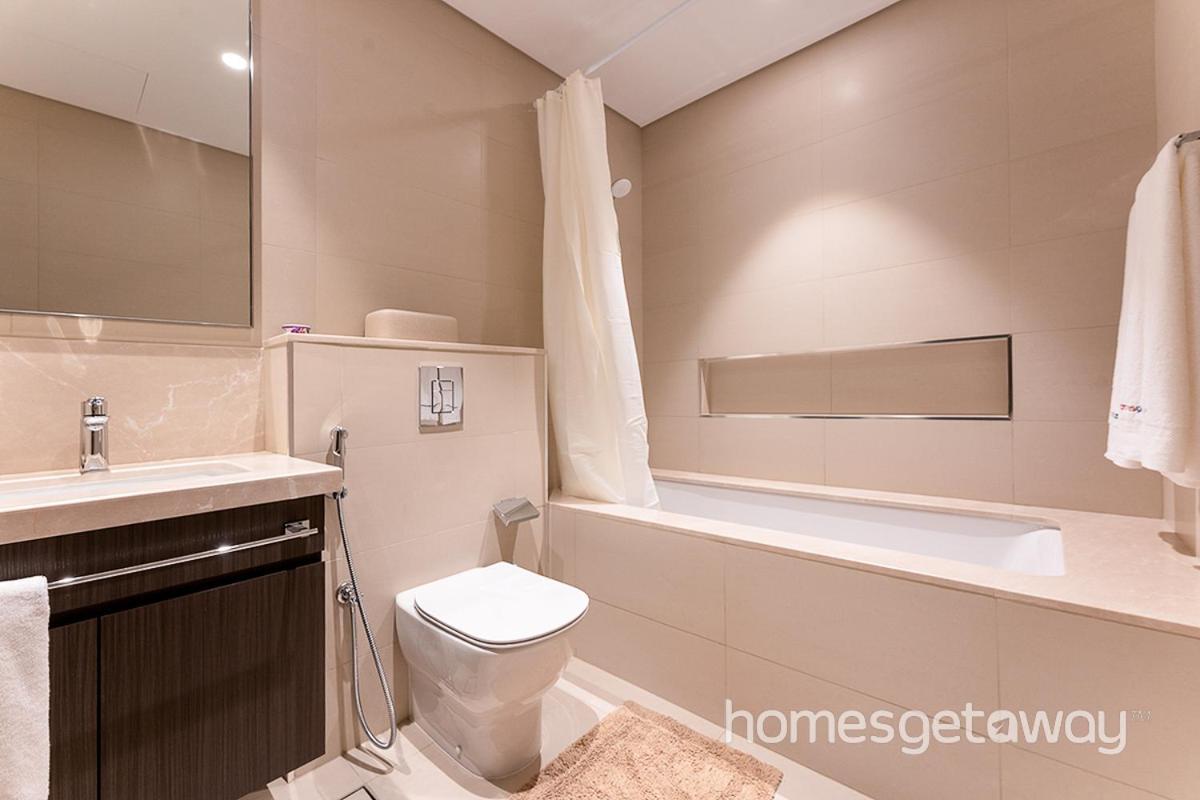 Homesgetaway - Sophisticated 3br With Maids In Downtown