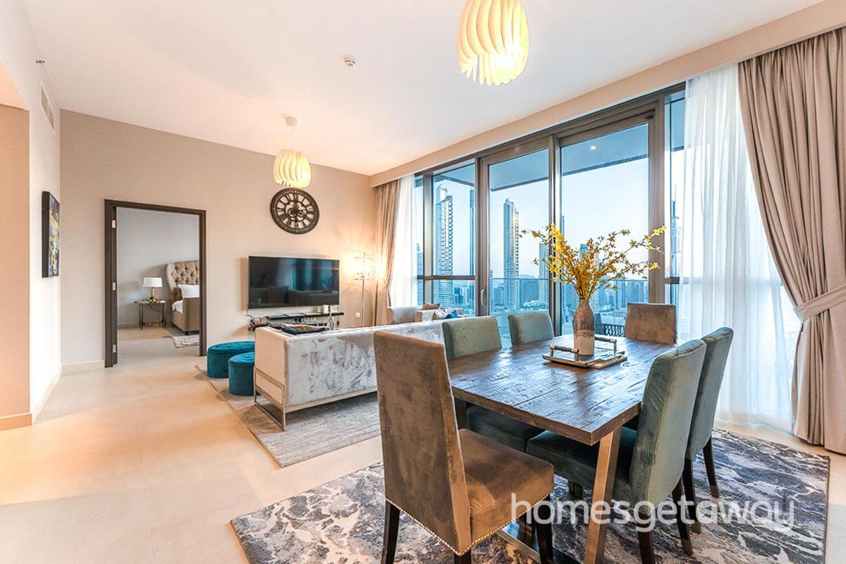 Homesgetaway - Sophisticated 3br With Maids In Downtown * Dubai