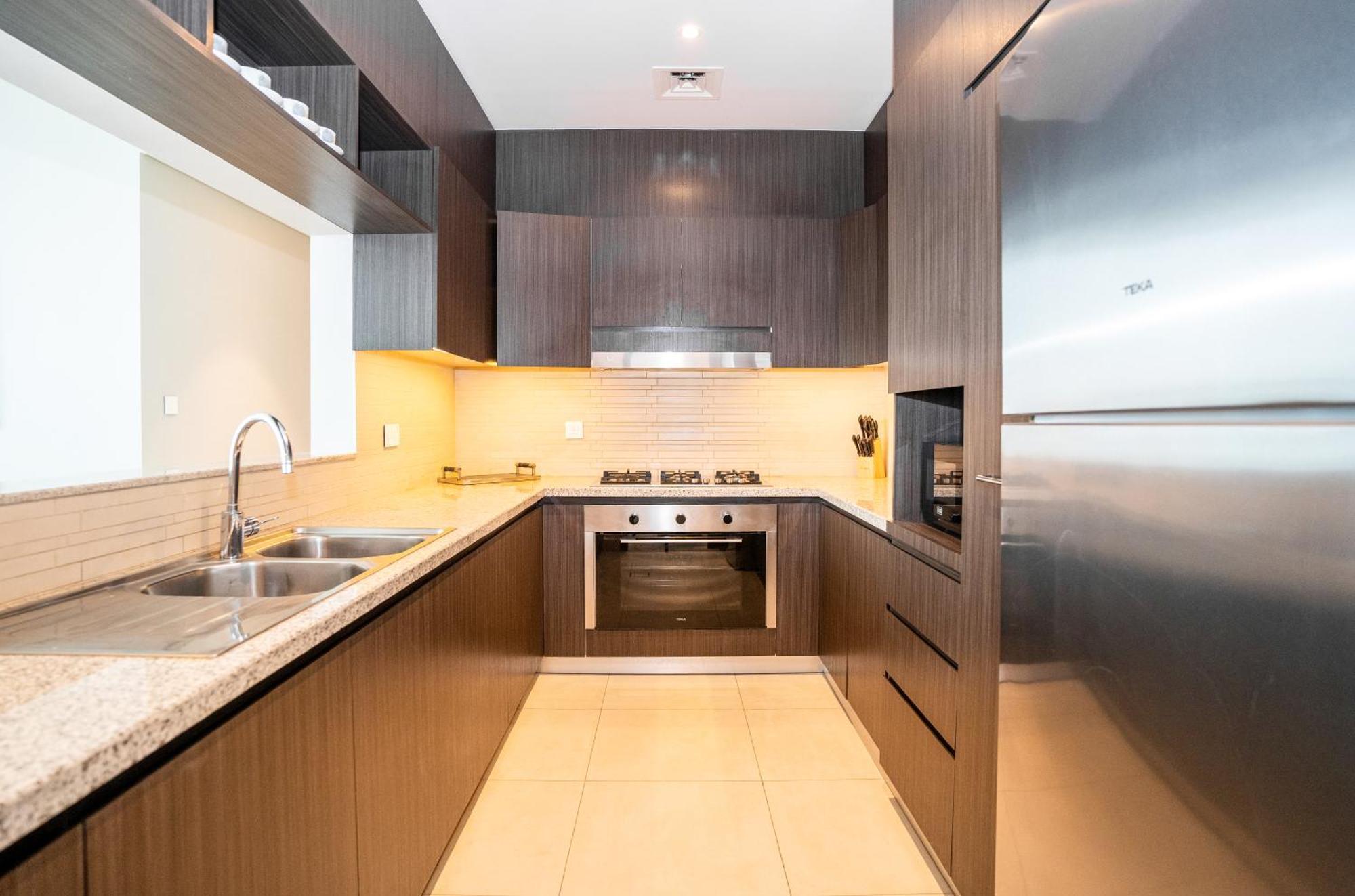 Homesgetaway - Sophisticated 3br With Maids In Downtown * دبي