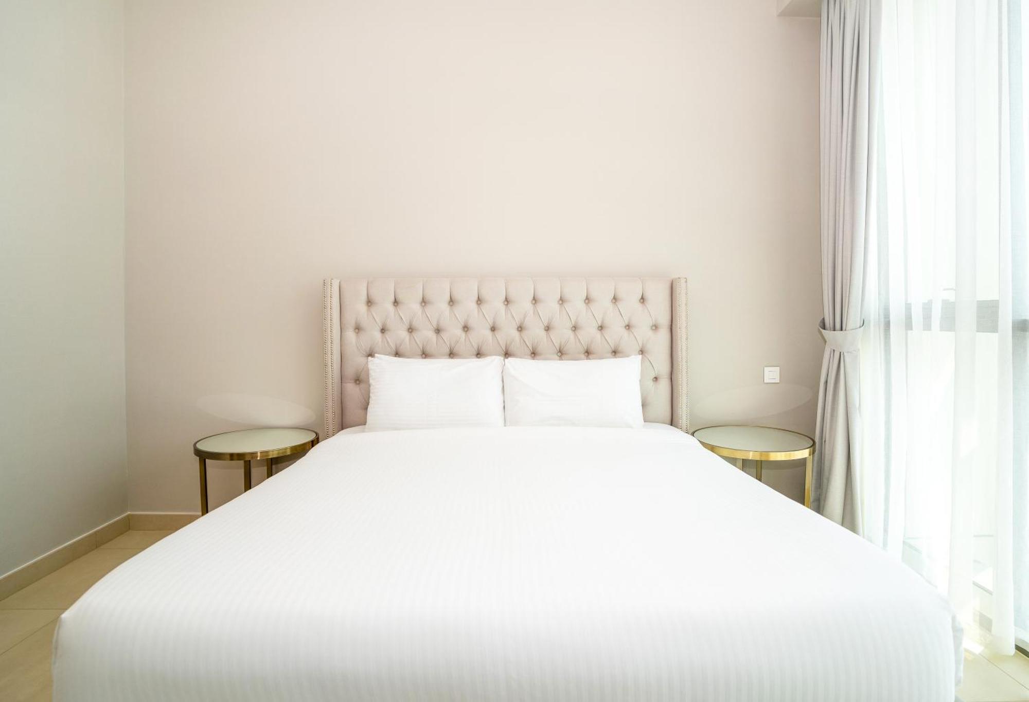 Homesgetaway - Sophisticated 3br With Maids In Downtown